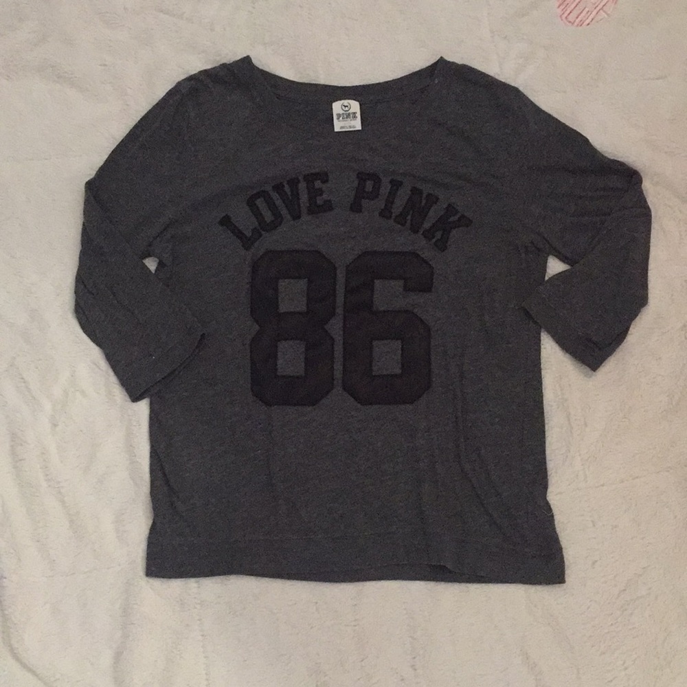 PINK Victoria’s Secret grey black #86 jersey top